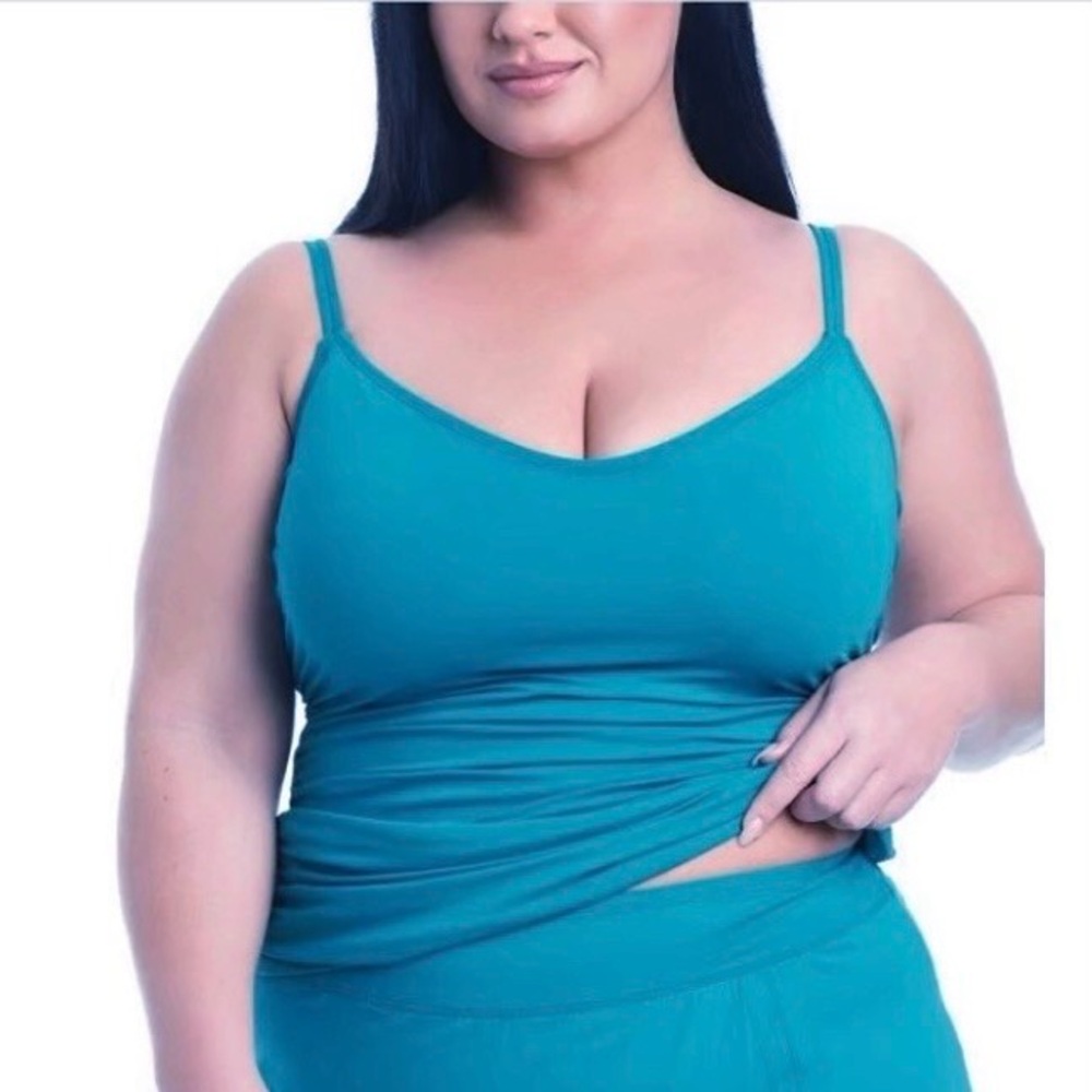 Bleu Rod Beattie Womens Plus Size
Kore Scoop-Neck Tankini Swimsuit Top New